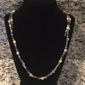 Magnetic Necklace with Flowers.